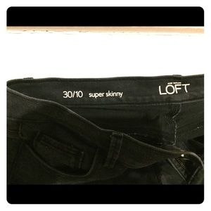 LOFT brand Black Skinny Jeans 30/10